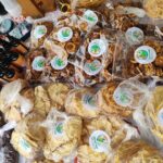 Frutas desidratadas para a comercialização, em Ulianópolis (PA)